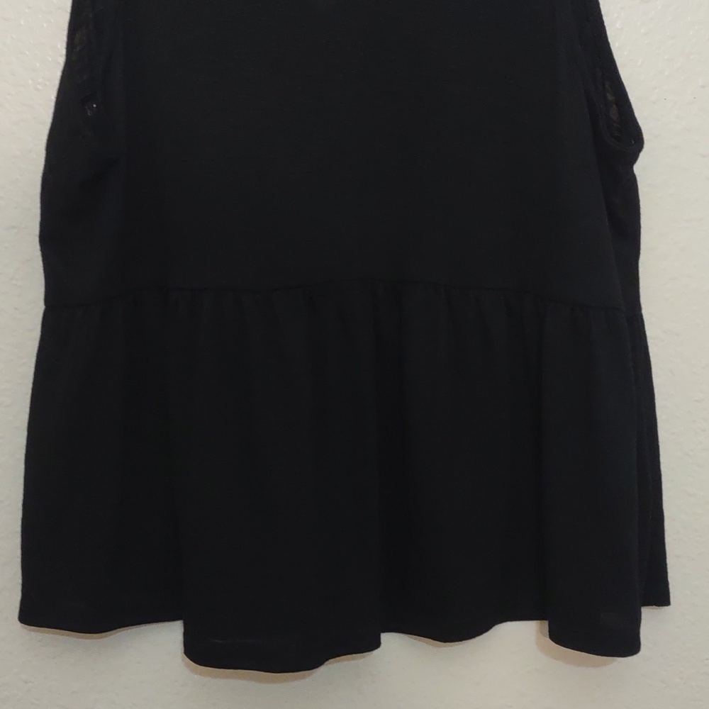 Torrid Black Scoop Neck Sleeveless Tank Top - Picture 7 of 9